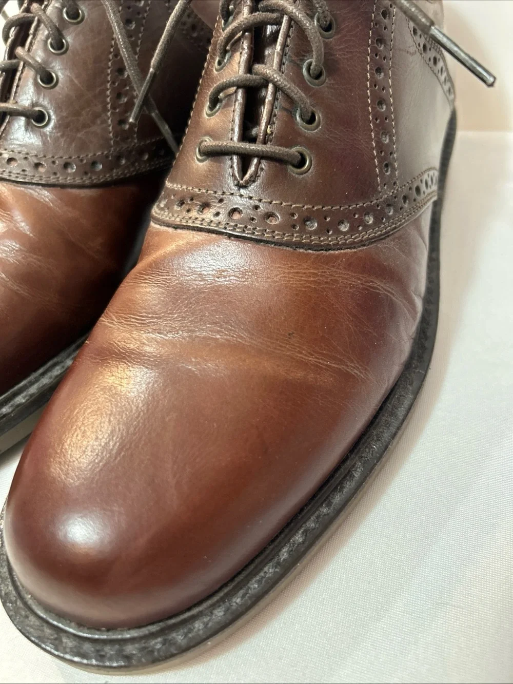 Men's Classic Brown Leather Oxford Shoes with Brogue Detailing Made In Italy Vtg